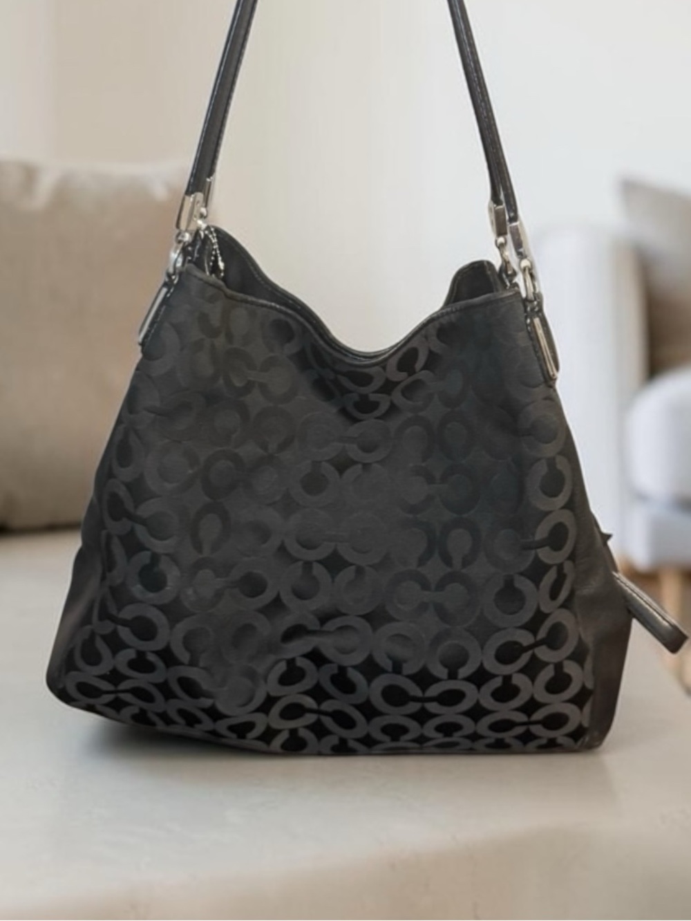 Coach NWOT Madison Phoebe d signet Signature